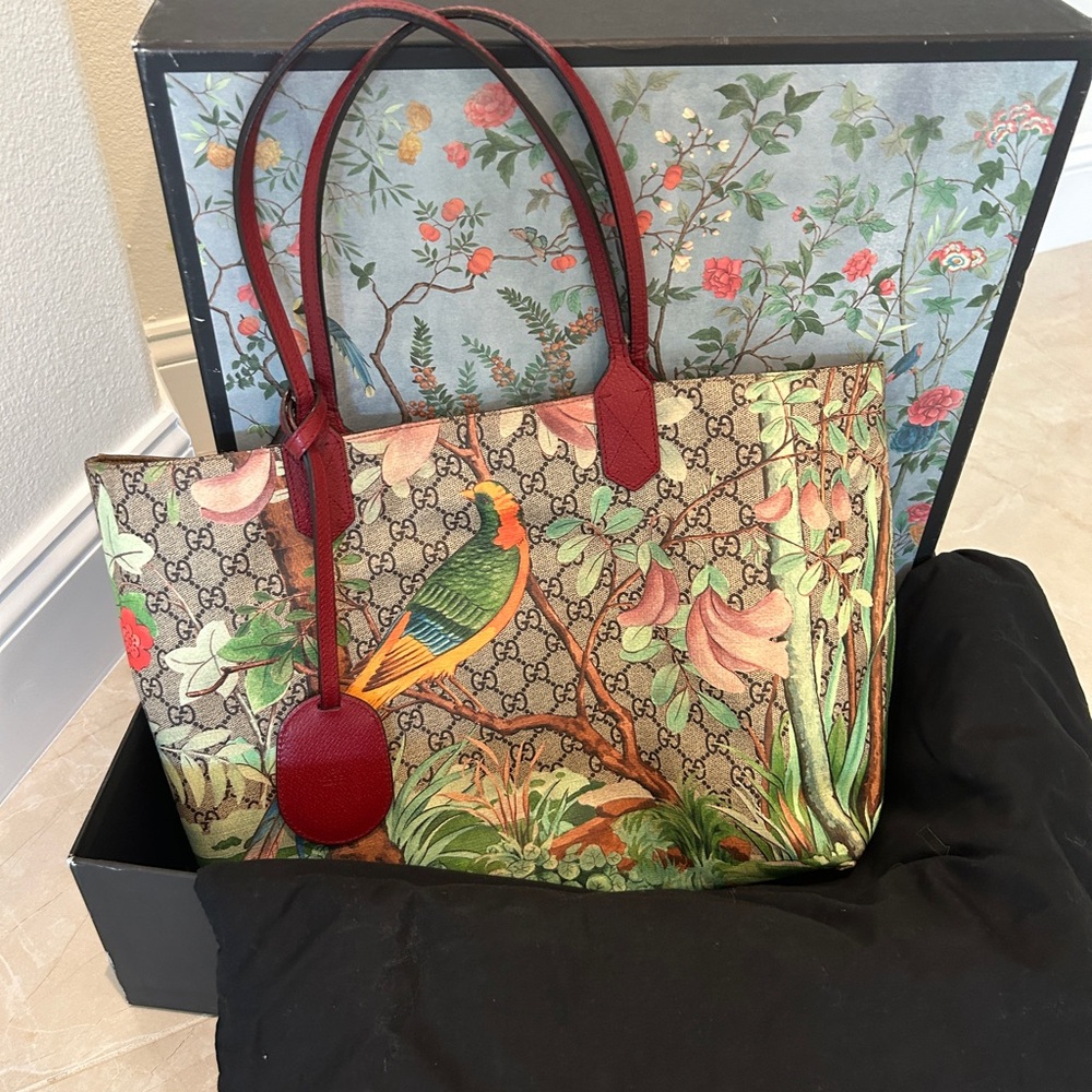 Gucci Tian limited edition Tote